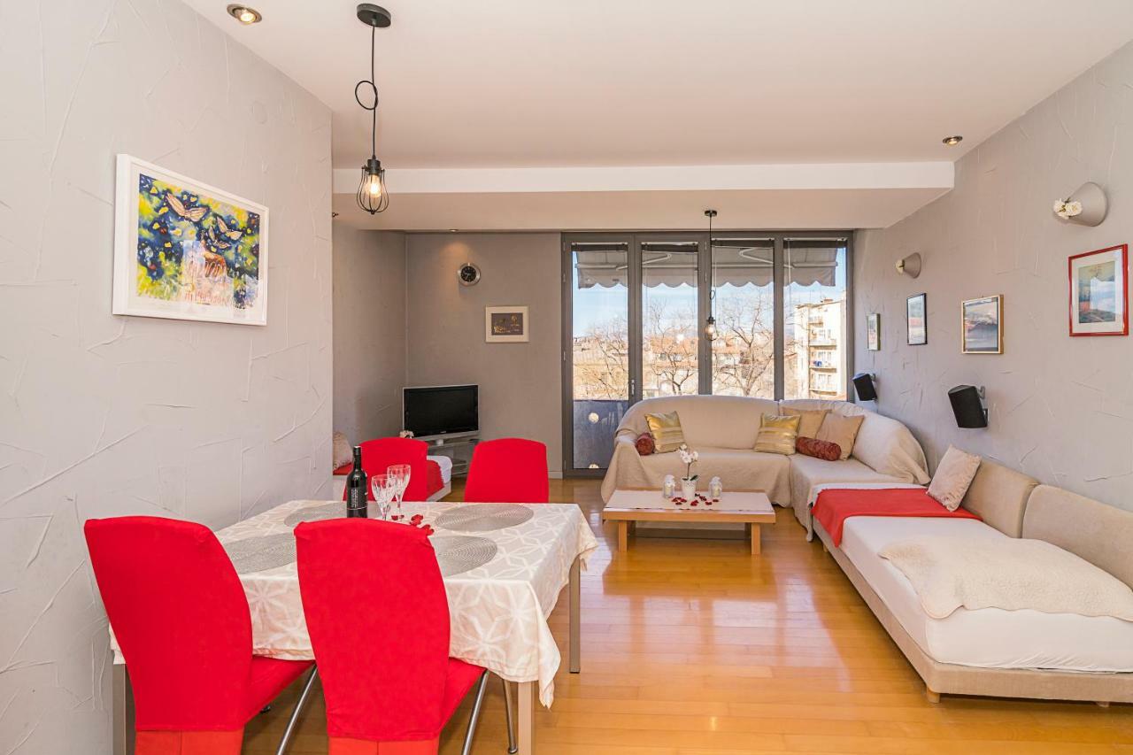 Apartment Old Town With Sea View สปลิท ภายนอก รูปภาพ